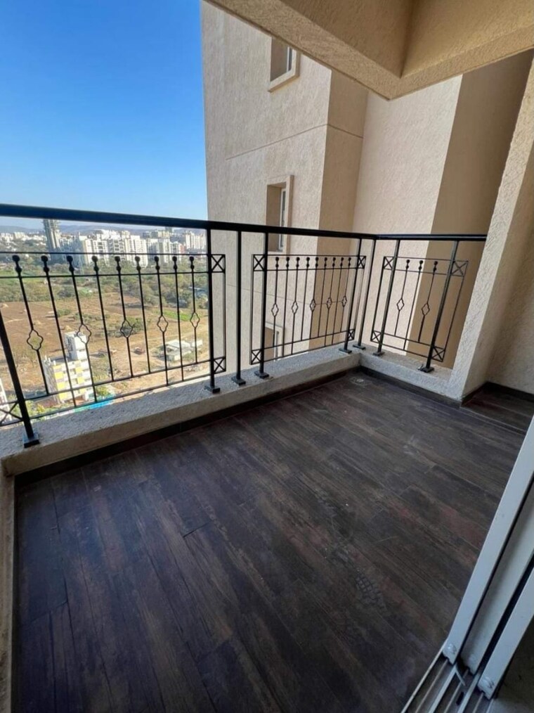 Balcony, k-raheja-vistas-premiere 3.5 Bedroom 2100 Sq.Ft. Apartment In Mohammadwadi Pune 6571644
