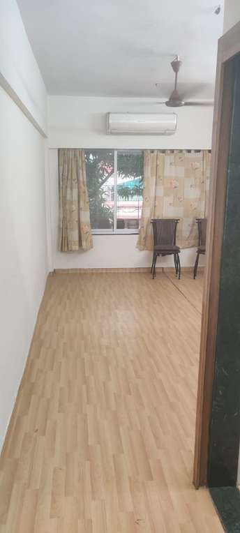 1 BHK Apartment For Rent in Khar West Mumbai 6573273