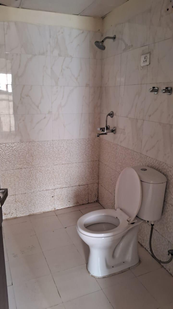 Rental 2 Bedroom 900 Sq.Ft. Independent House in Gn Sector Alpha 1 ...