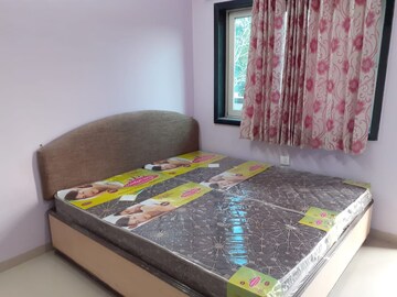 Bedroom in 2 BHK Apartment at Mansarovar – for Rent