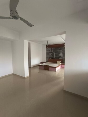 4 BHK Apartment For Resale in Gokul Ashirwaad Apartment Juhu Mumbai  6576557