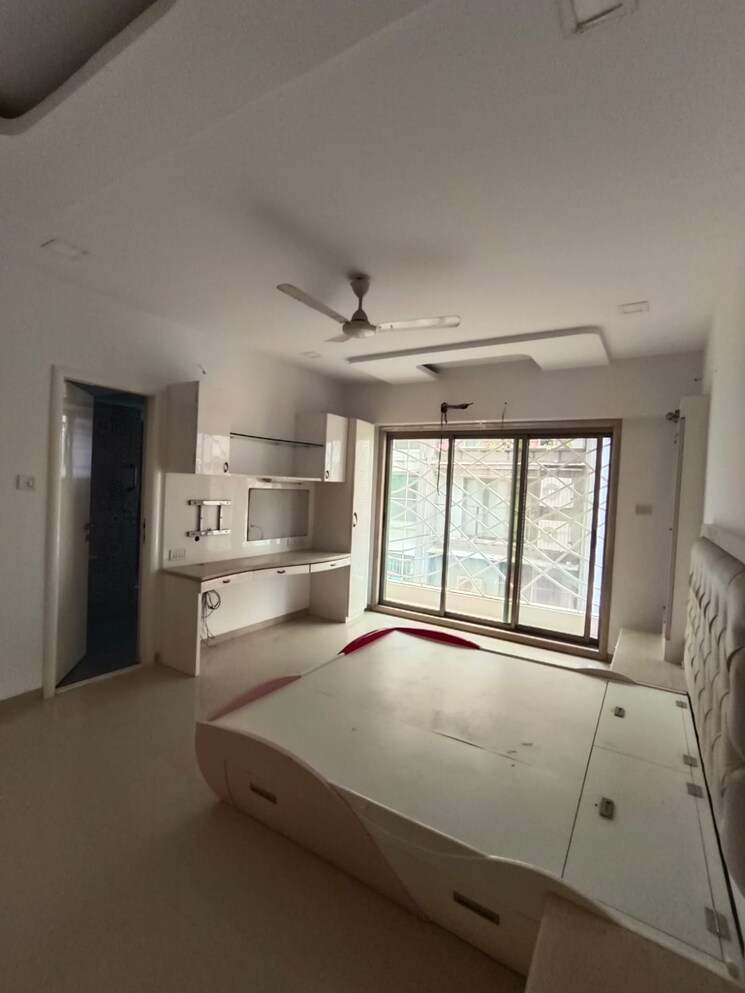 Master Bedroom, gokul-ashirwaad-apartment 4 Bedroom 2600 Sq.Ft. Apartment In Juhu Mumbai 6576557