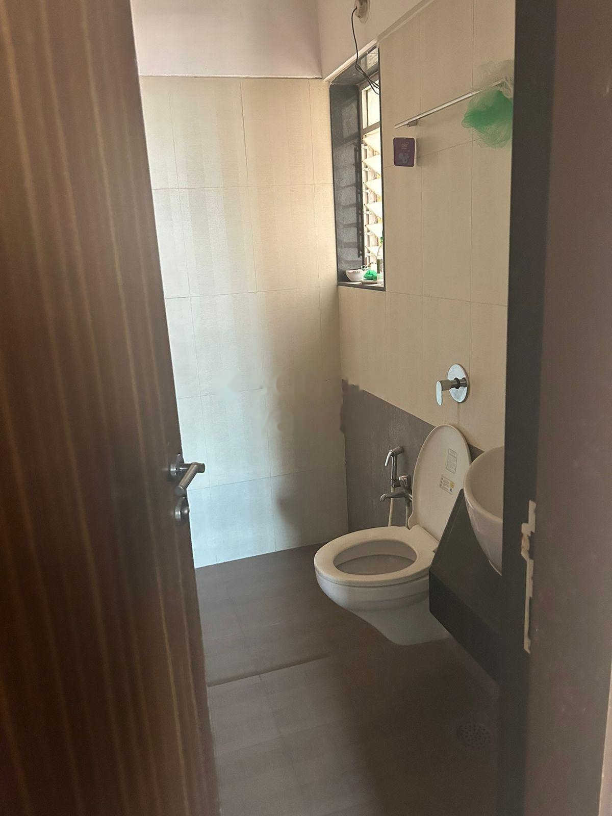 Rental 2 Bedroom 750 Sq.Ft. Apartment in Rustomjee Urbania Acura