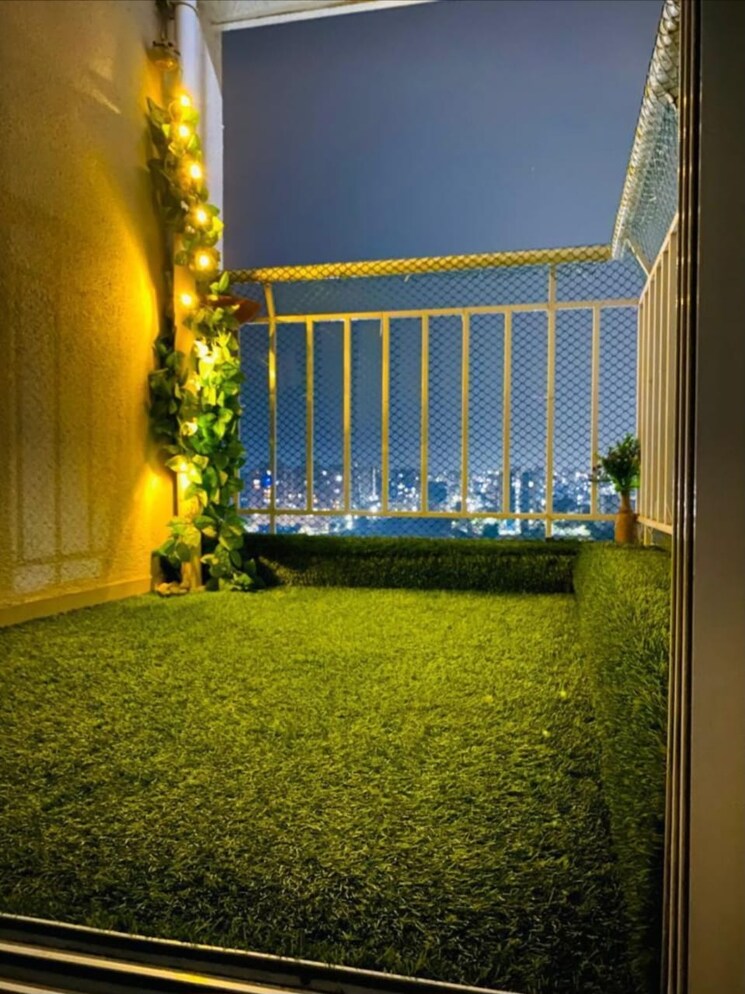 Nearby, mantra-essence 1 Bedroom 530 Sq.Ft. Apartment In Undri Pune 6577114