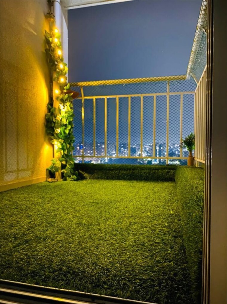 Nearby, mantra-essence 1 Bedroom 530 Sq.Ft. Apartment In Undri Pune 6577114