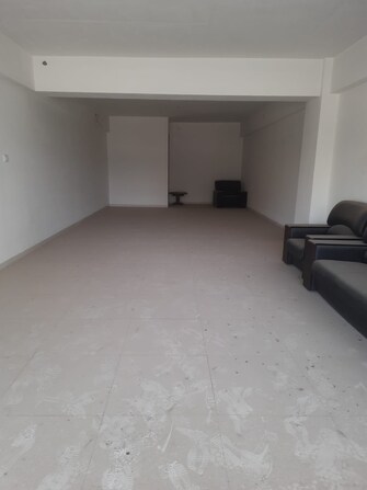 Commercial Shop 888 Sq.Ft. For Resale in Canal Road Surat  6577815