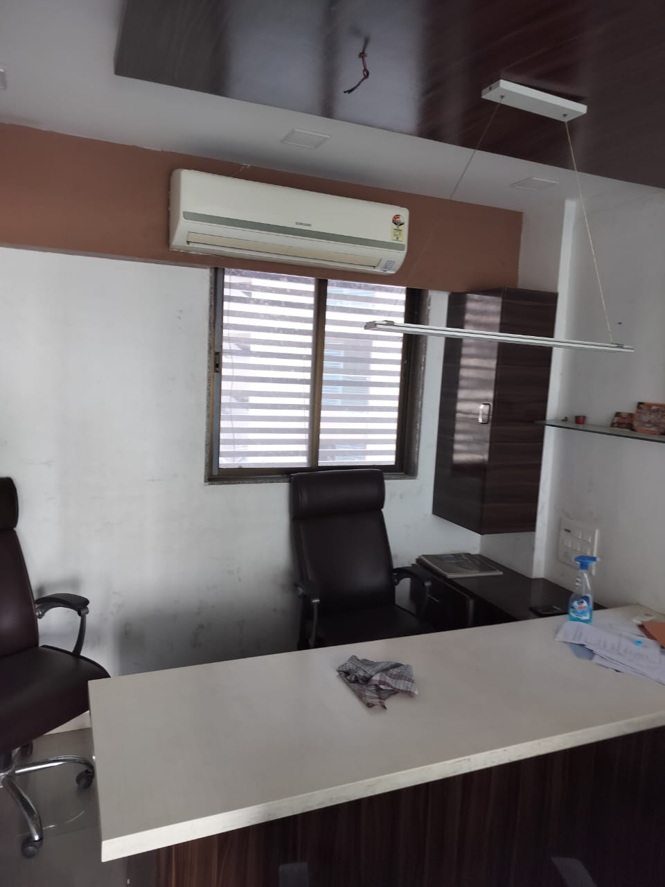 Rental Commercial Office Space 270 Sq.Ft. in Vesu Surat 3918053