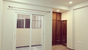 Room in 3 BHK Villa at Patrakar Colony – for Rent