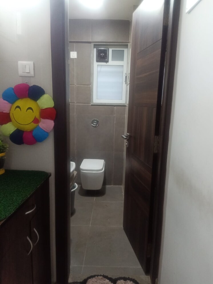 Attached Bathroom, hyde-park-galaxy 2 Bedroom 900 Sq.Ft. Apartment In Manpada Thane 6581985