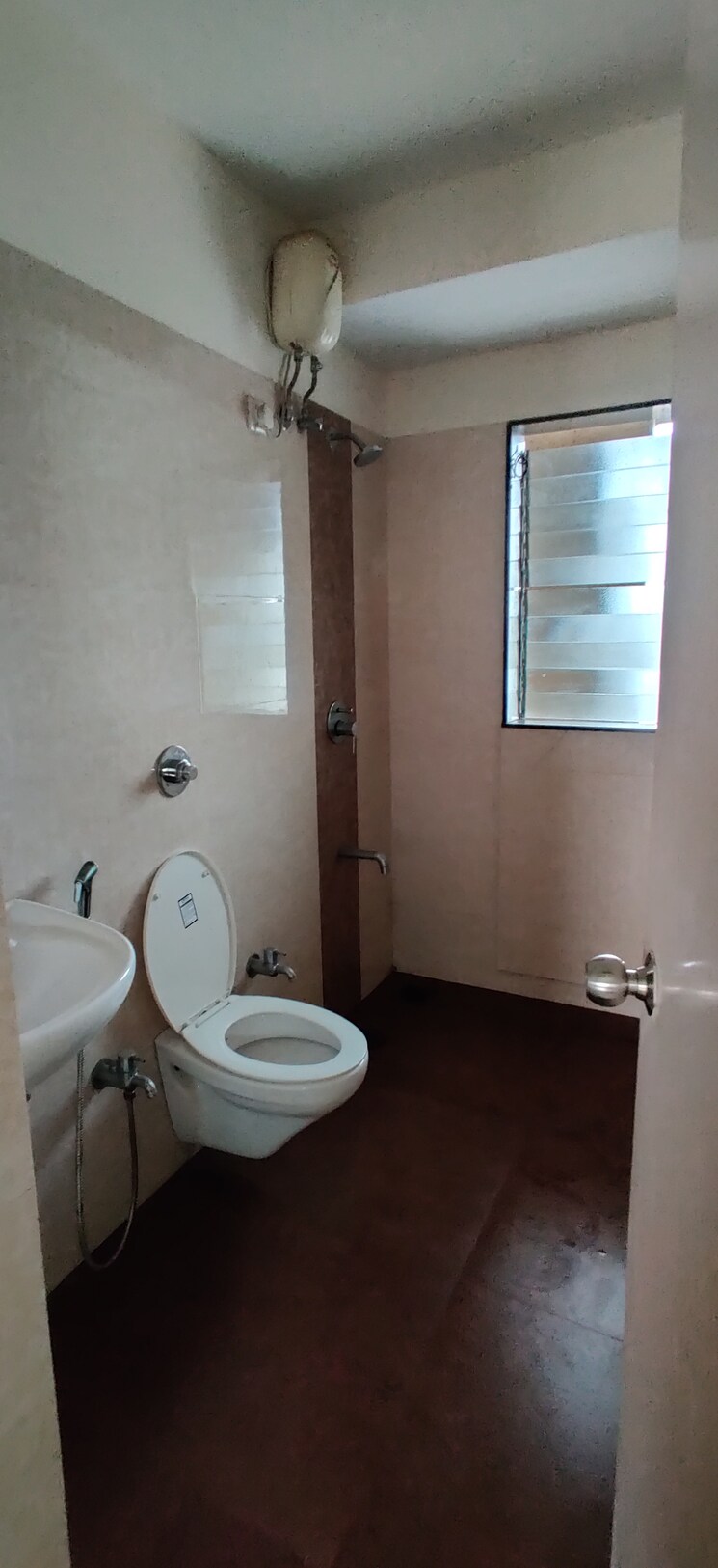 Bathroom, matoshree-pride 2 Bedroom 750 Sq.Ft. Apartment In Parel Mumbai 6585137
