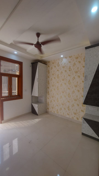 2 BHK Builder Floor For Rent in Dwarka Mor Delhi 6585421
