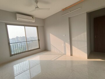 रेसिडेंशियल फ्लैट वर्ग फुट फॉर रेंट इन चेंबुर मुंबई  6586400