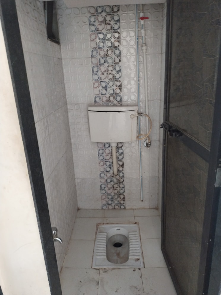 Bathroom, tulsi-chs-karanjade 1 Bedroom 650 Sq.Ft. Apartment In Karanjade Navi Mumbai 6587001
