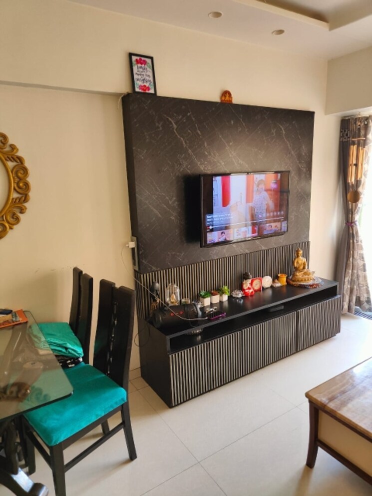 Living Room, lokhandwala-whispering-palms 3 Bedroom 1250 Sq.Ft. Apartment In Kandivali East Mumbai 6588602