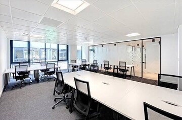 Team Area in  Shop at Bhutani Avenue 62, Sector 62 – for Sale