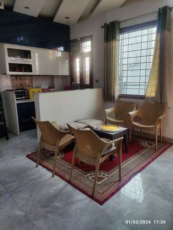 2 BHK Builder Floor For Rent in Rohini Delhi 6590697