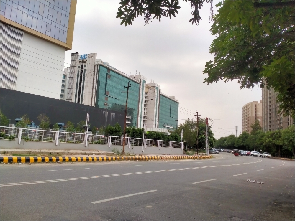 Commercial Office Space 1000 Sq.Ft. For Resale in Sector 135 Noida  6591058