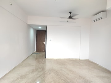 2 BHK Apartment For Resale in Rajesh White City Kandivali East Mumbai  6592056