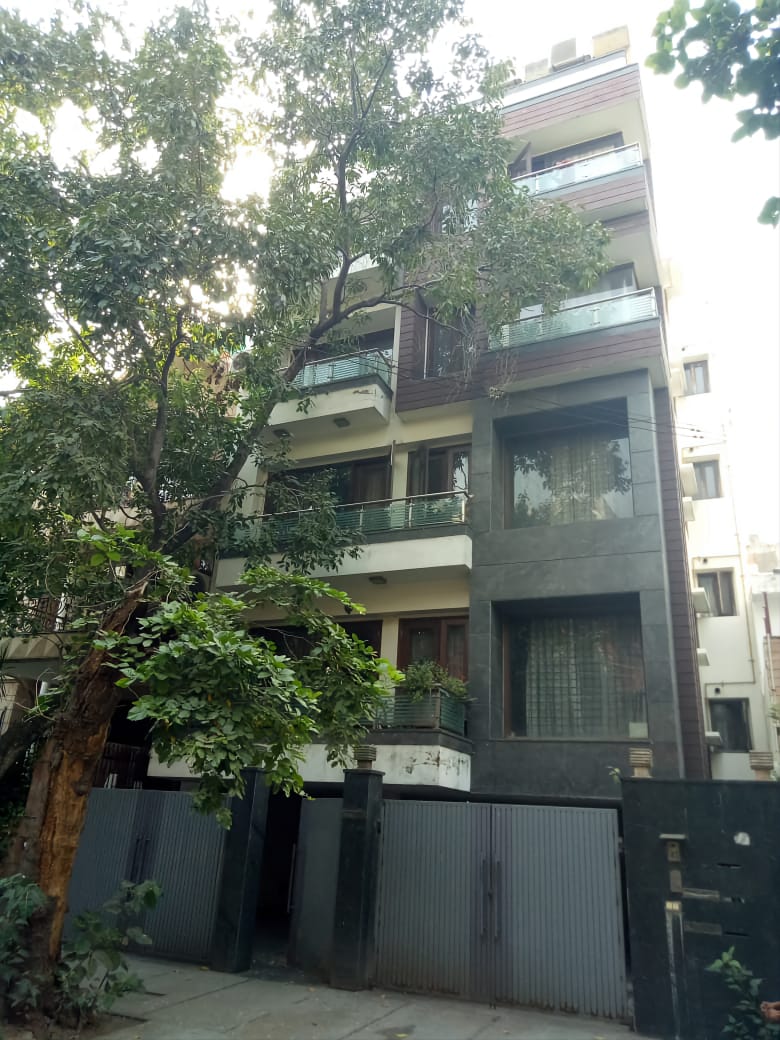 Rental 3 Bedroom 2000 Sq.Ft. Apartment in RWA Defence Colony Block A