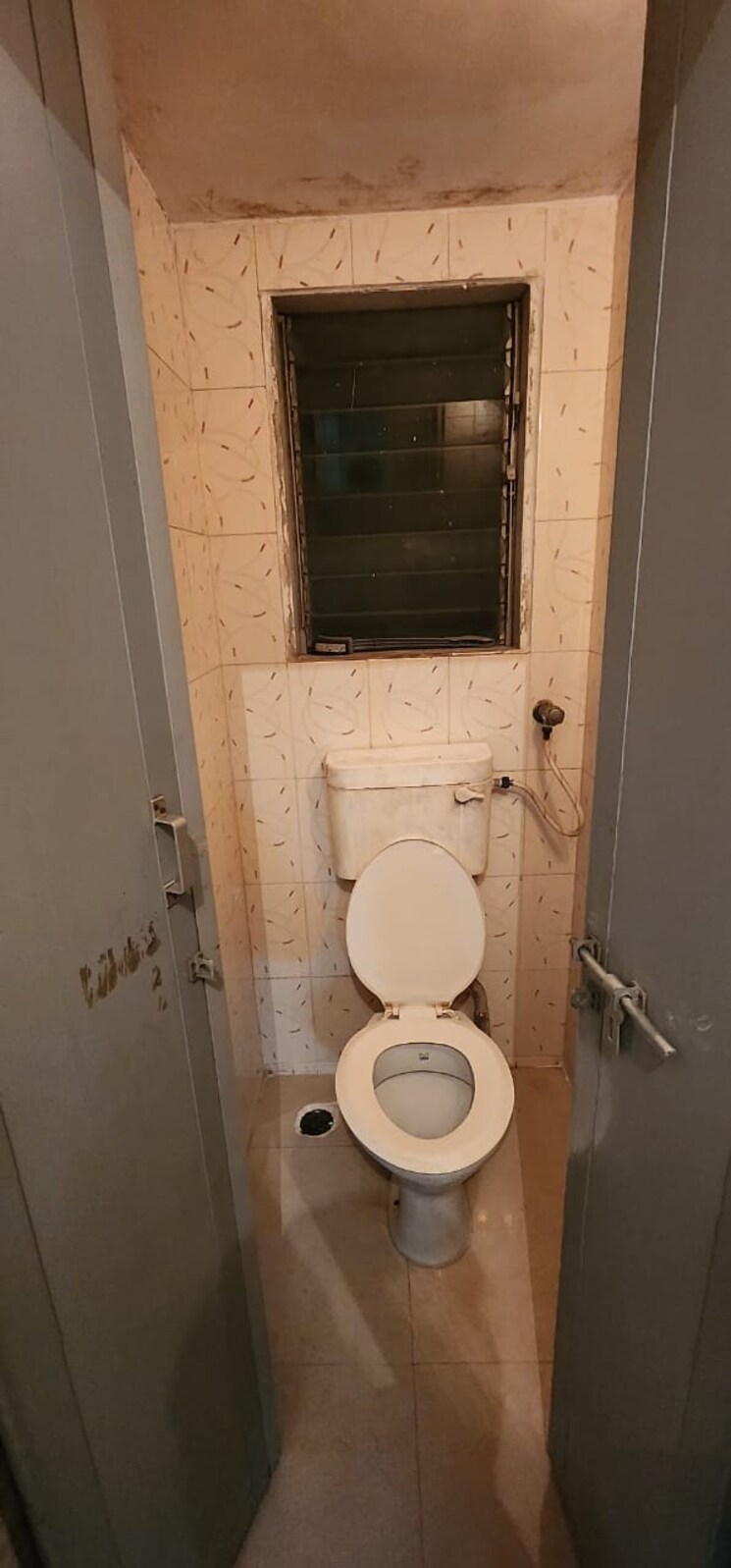 Bathroom, chitravani-chs 1 Bedroom 480 Sq.Ft. Apartment In Malad East Mumbai 6592909