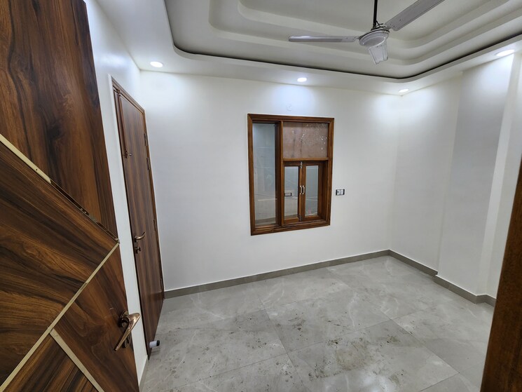 2 Bedroom 450 Sq.Ft. Builder Floor in Shastri Nagar Delhi