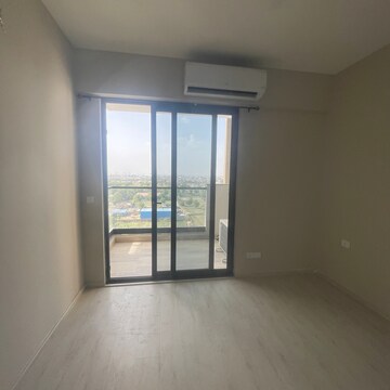 Room in 3 BHK Apartment at M3M Skywalk, Sector 74 – for Rent