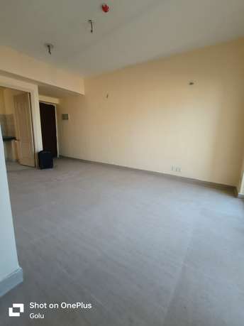 2 BHK Apartment For Resale in Paras Tierea Sector 137 Noida  6596747