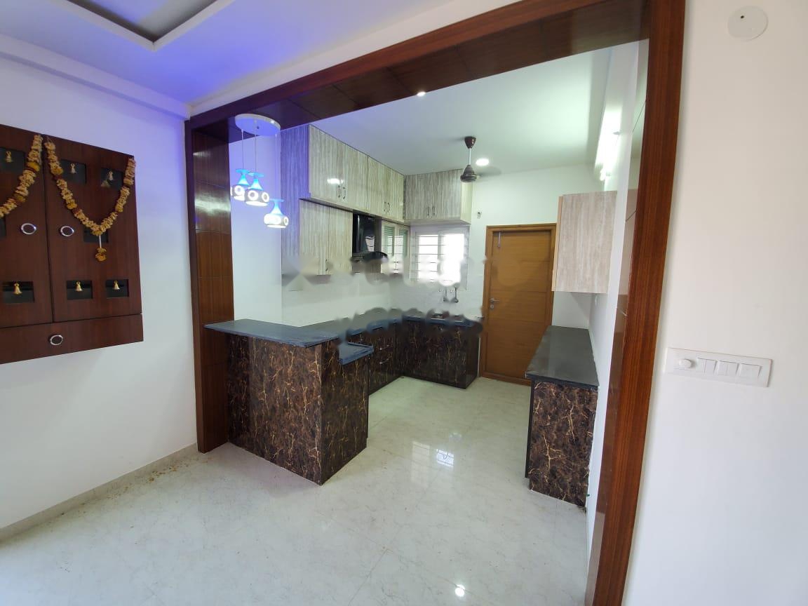 Rental 5 Bedroom 986 Sq.Ft. Apartment in Alekhya Palm Woods, Gachibowli