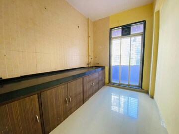 Room in 1 BHK Apartment at Mansi Arcade, Dombivli West – for Rent