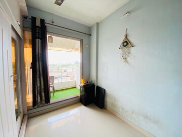 Room in 1 BHK Apartment at Aarav Heights, Dombivli West – for Sale