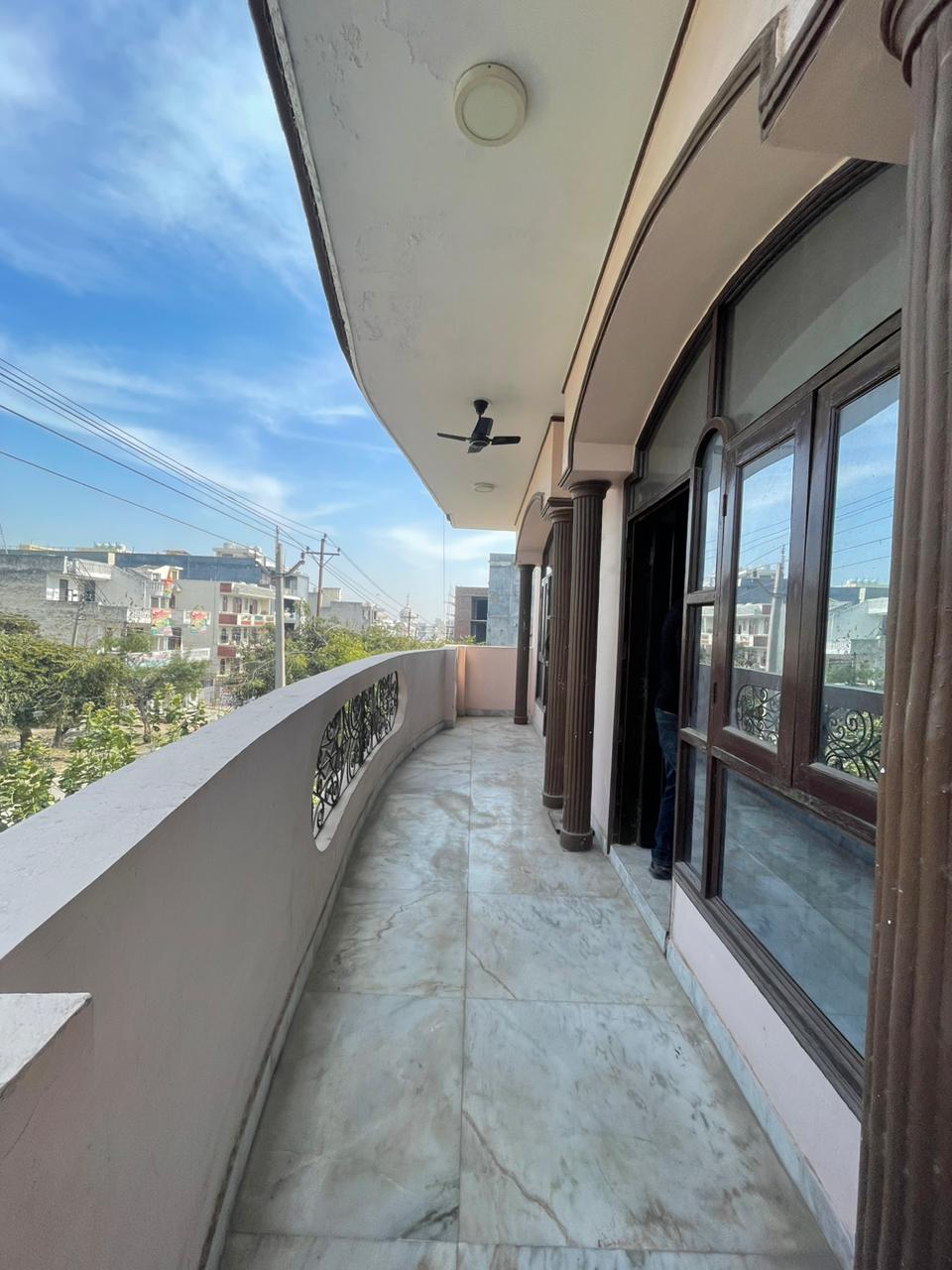 Rental 3 Bedroom 380 Sq.Yd. Builder Floor in Green Fields Colony Faridabad 6597549