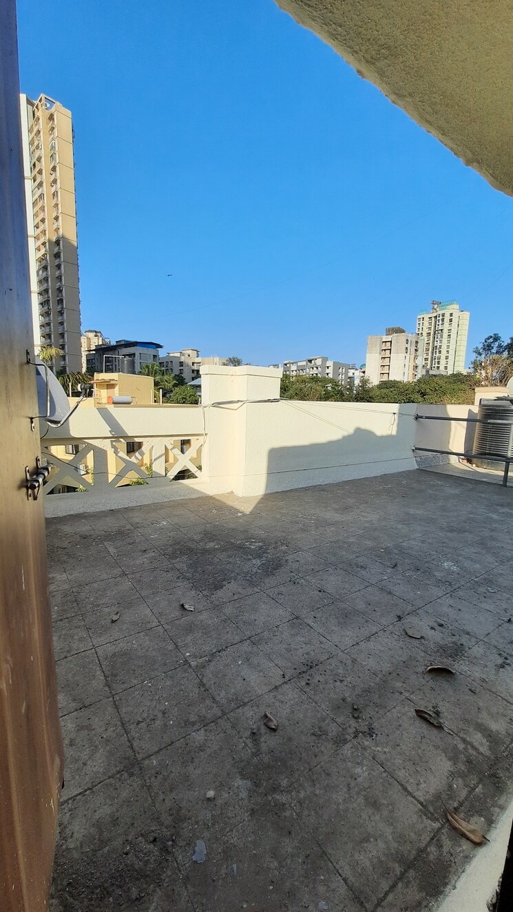 Balcony, ram-pushpanjali-residency 3 Bedroom 1598 Sq.Ft. Villa In Owale Thane 6597612