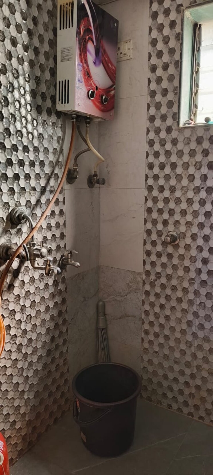 Bathroom, suprabhat-chs-airoli 2 Bedroom 700 Sq.Ft. Apartment In Sector 15 Airoli Navi Mumbai 6597755