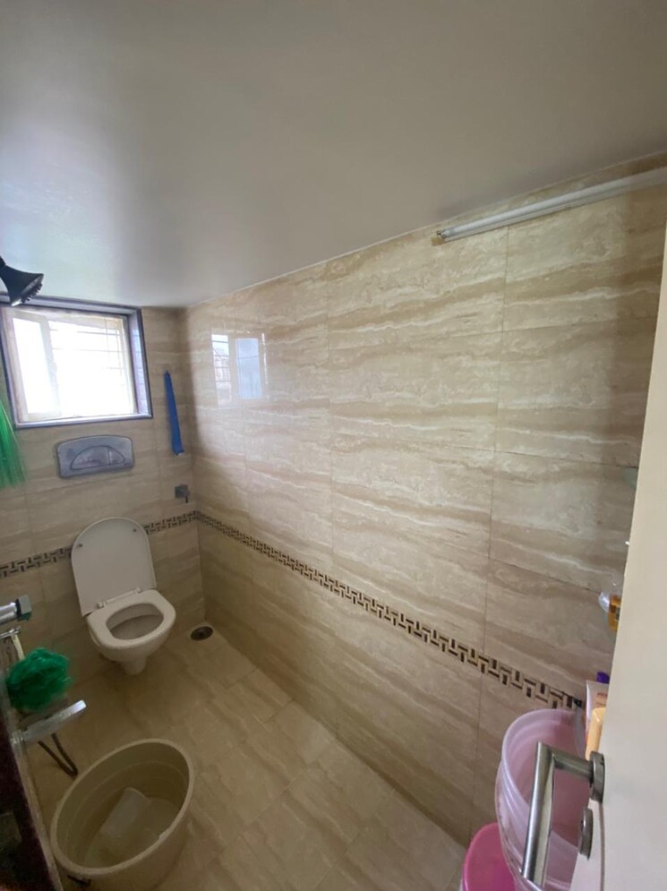 Bathroom, gyan-sagar 2 Bedroom 750 Sq.Ft. Apartment In Dadar West Mumbai 6597917