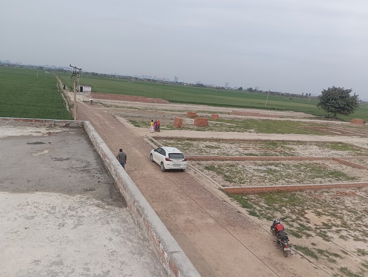 Bhopani Faridabad. Mai Plots