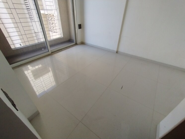 Room, mukta-residency-phase-2 1 Bedroom 421 Sq.Ft. Apartment In Shilphata Thane 6600014