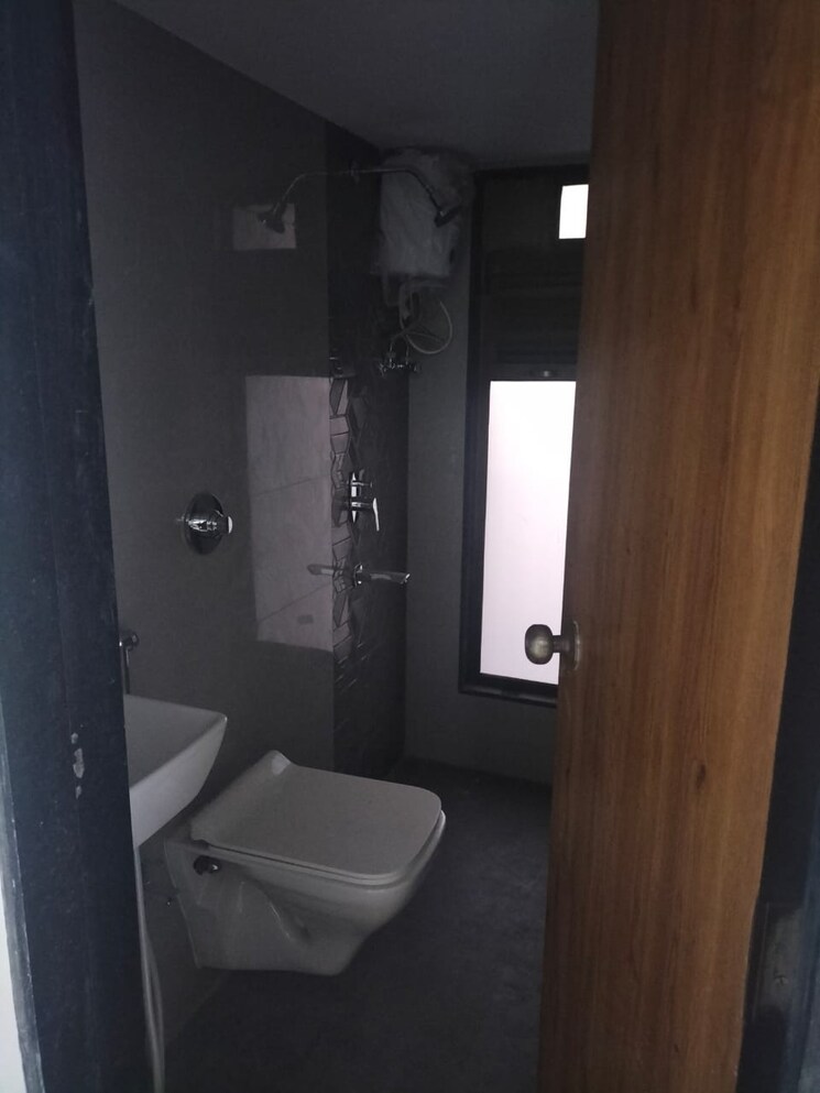 Bathroom, shankh-abhiman-apartment 2 Bedroom 625 Sq.Ft. Apartment In Borivali West Mumbai 6600089