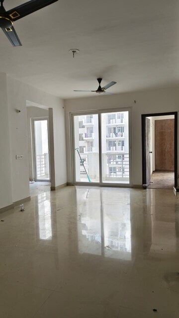 Room in 2 BHK Apartment at Urban Axis Urban Woods, Sushant Golf City – for Rent