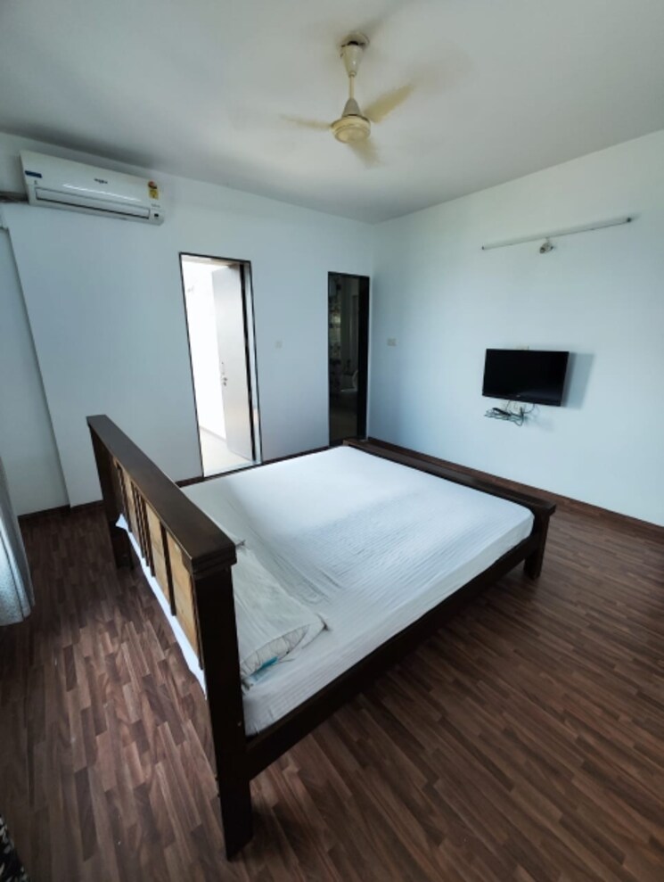 Bedroom, gera-park 2 Bedroom 900 Sq.Ft. Apartment In Sangamvadi Pune 6600697