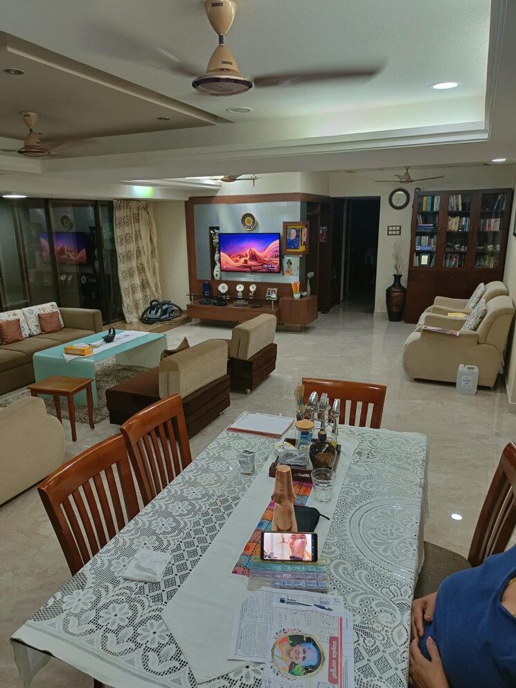 Master Bedroom, laxmi-royal-classic 4 Bedroom 1450 Sq.Ft. Apartment In Mulund West Mumbai 6600983