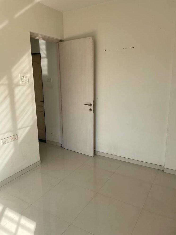 Room, puranik-city 1 Bedroom 421 Sq.Ft. Apartment In Kasarvadavali Thane 6603577