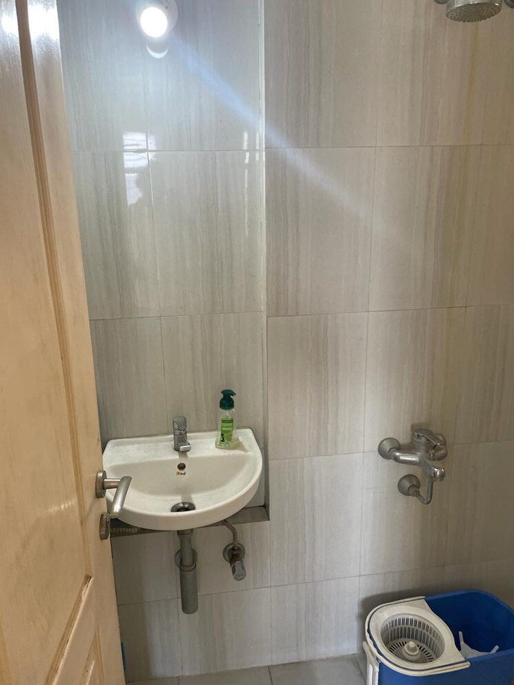 Bathroom, puranik-city 1 Bedroom 421 Sq.Ft. Apartment In Kasarvadavali Thane 6603577