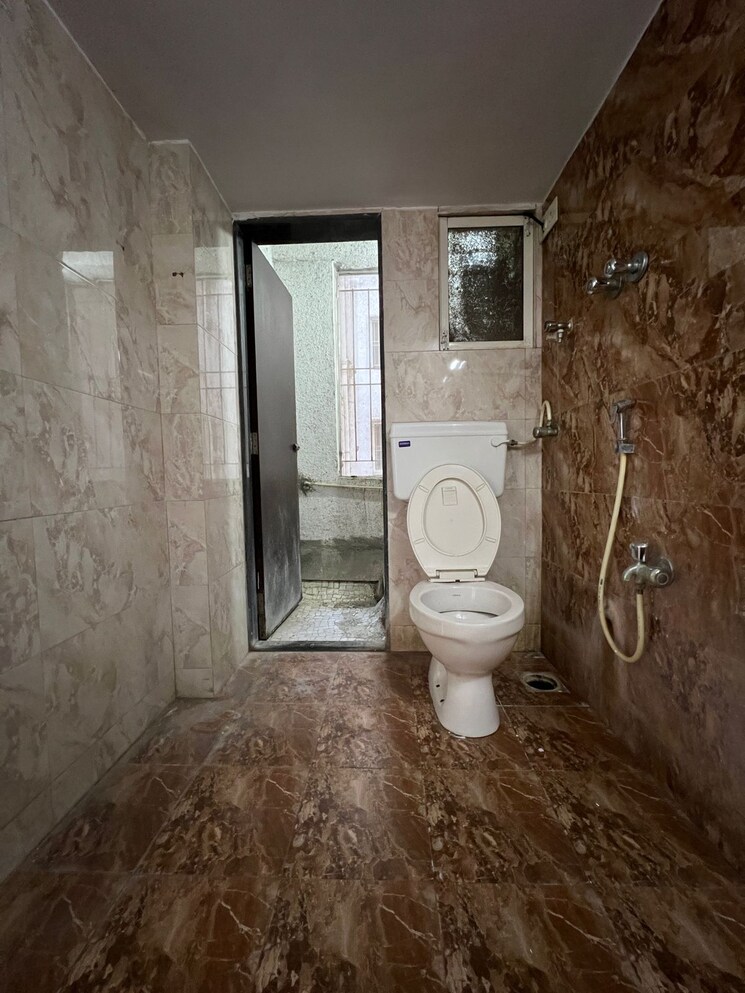 Bathroom, rajhans-kshitij-iris 2 Bedroom 930 Sq.Ft. Apartment In Vasai West Mumbai 6604234