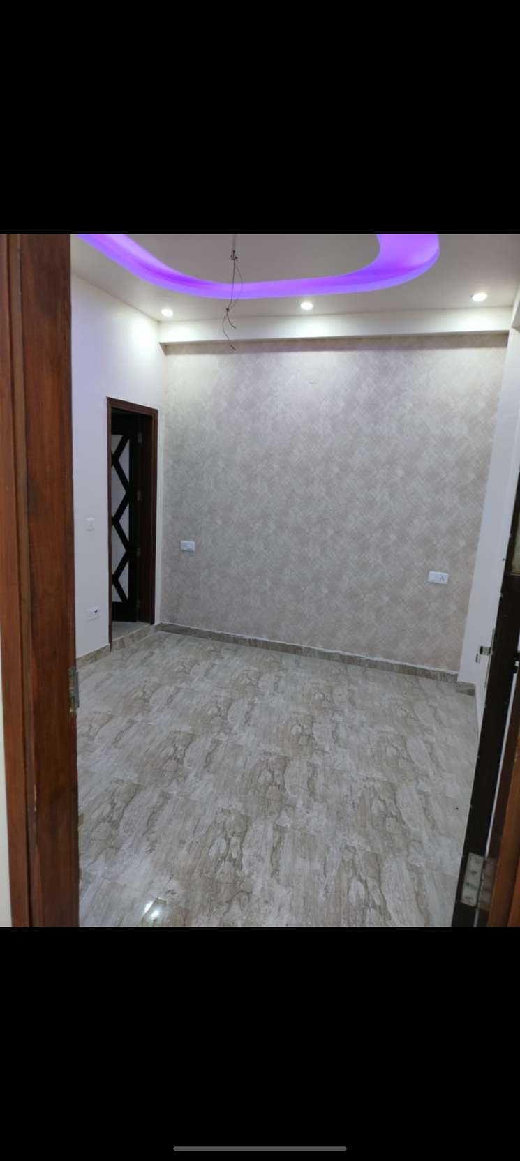 3.5 Bedroom 110 Sq.Yd. Builder Floor in New Colony Gurgaon
