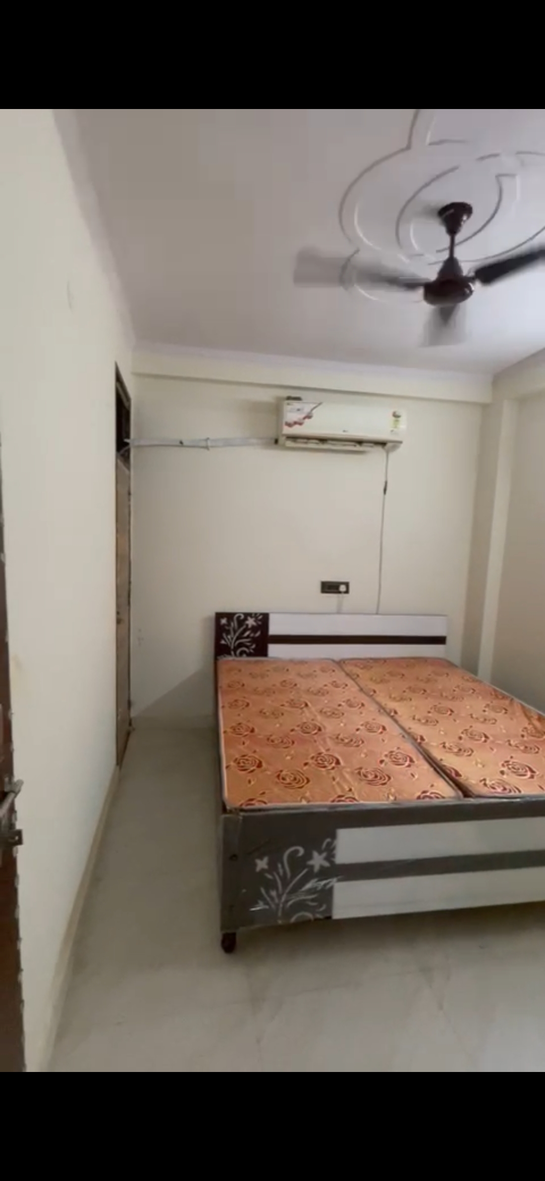 Rental 1 Bedroom 400 Sq.Ft. Independent House in New Ashok Nagar Delhi