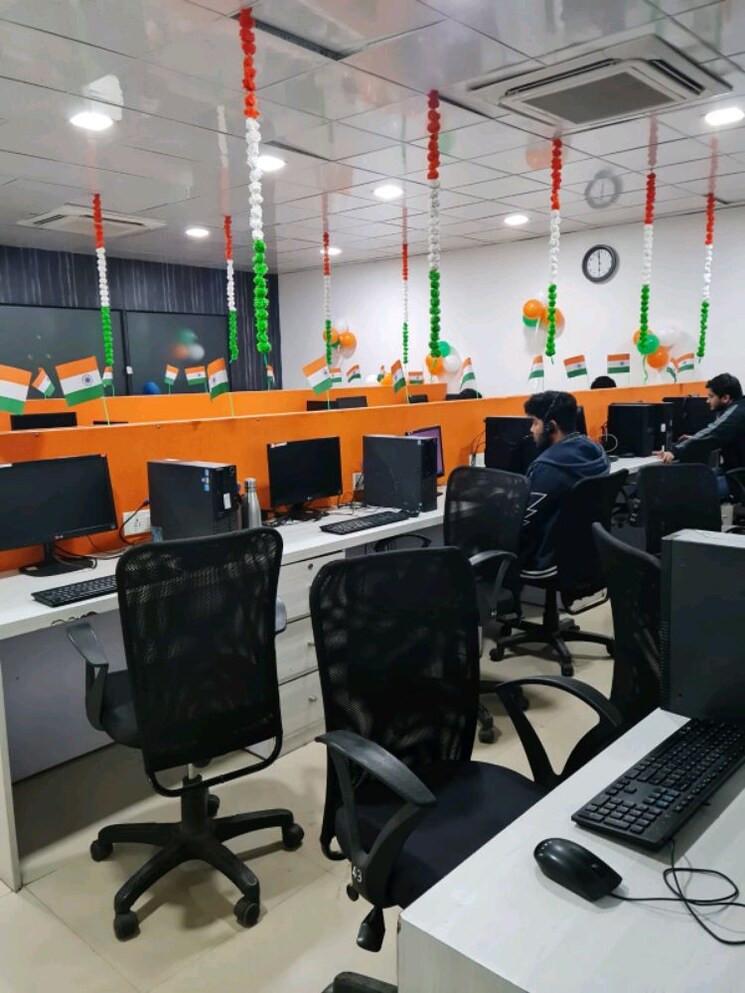 Team Area, squarefeet-centura-square Commercial Office Space 2400 Sq.Ft. In Wagle Industrial Estate Thane 6607594