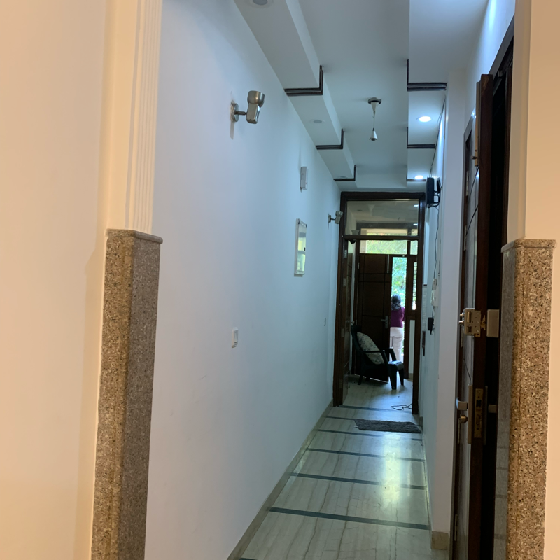 Rental 2 Bedroom 1000 Sq.Ft. Builder Floor in RWA Kalkaji Block B