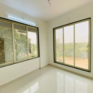 Room in 2 BHK Apartment at Shramsafalya CHS Dombivli West, Dombivli West – for Rent