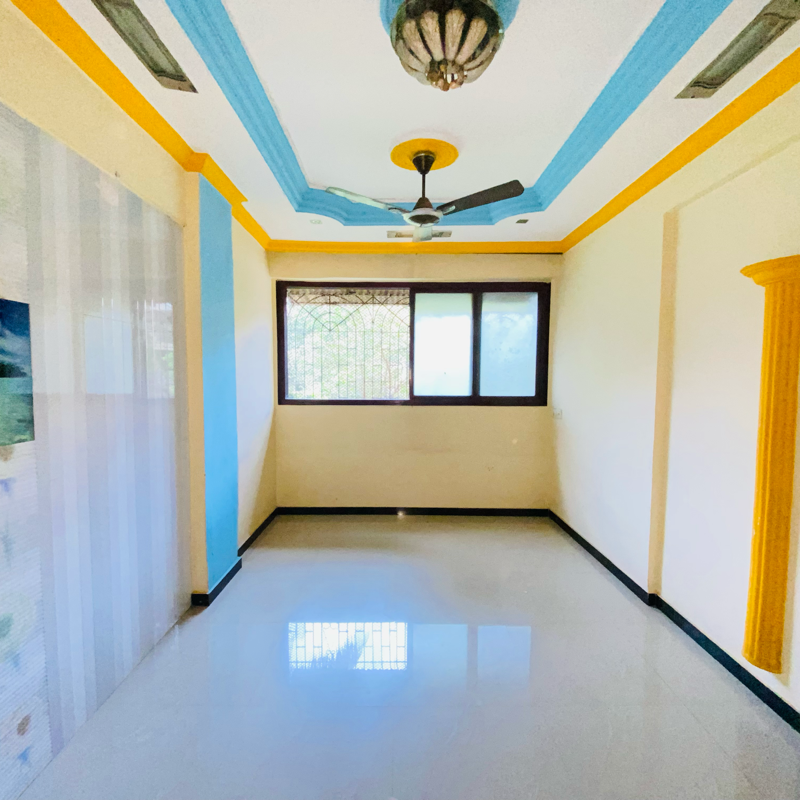 2 BHK + Servant Room Apartment For Rent in H.V Tower