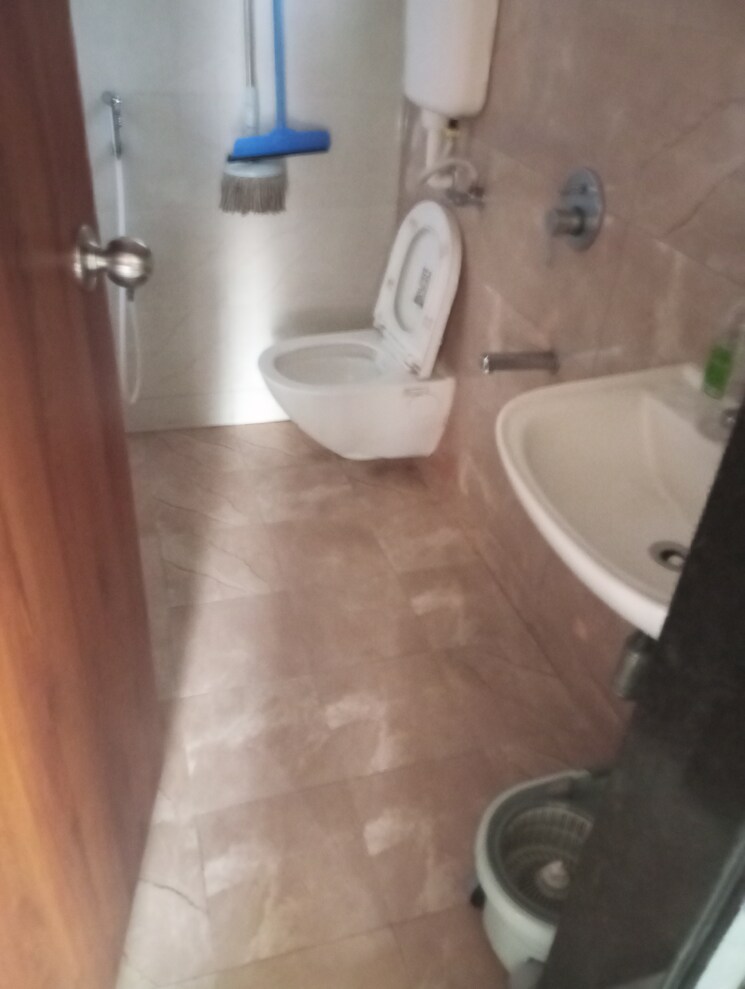 Bathroom, satadhar-dnyaneshwari-residency 1 Bedroom 650 Sq.Ft. Apartment In Roadpali Navi Mumbai 6608833